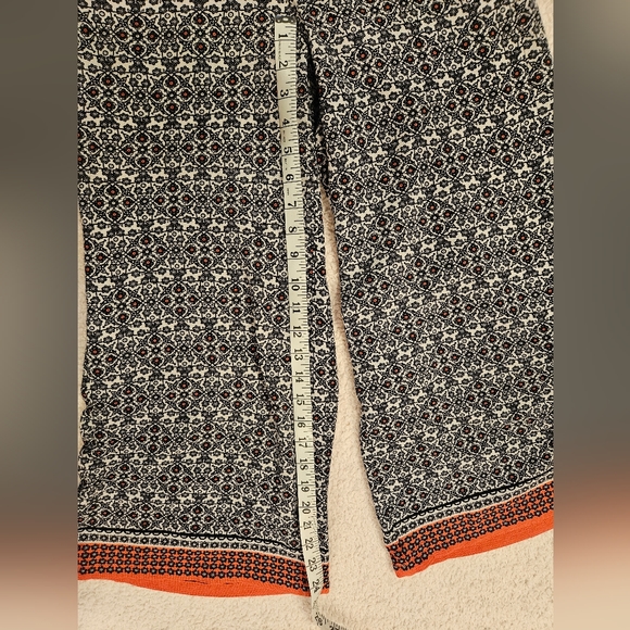 Max Studio Printed Pants XS - Picture 9 of 10